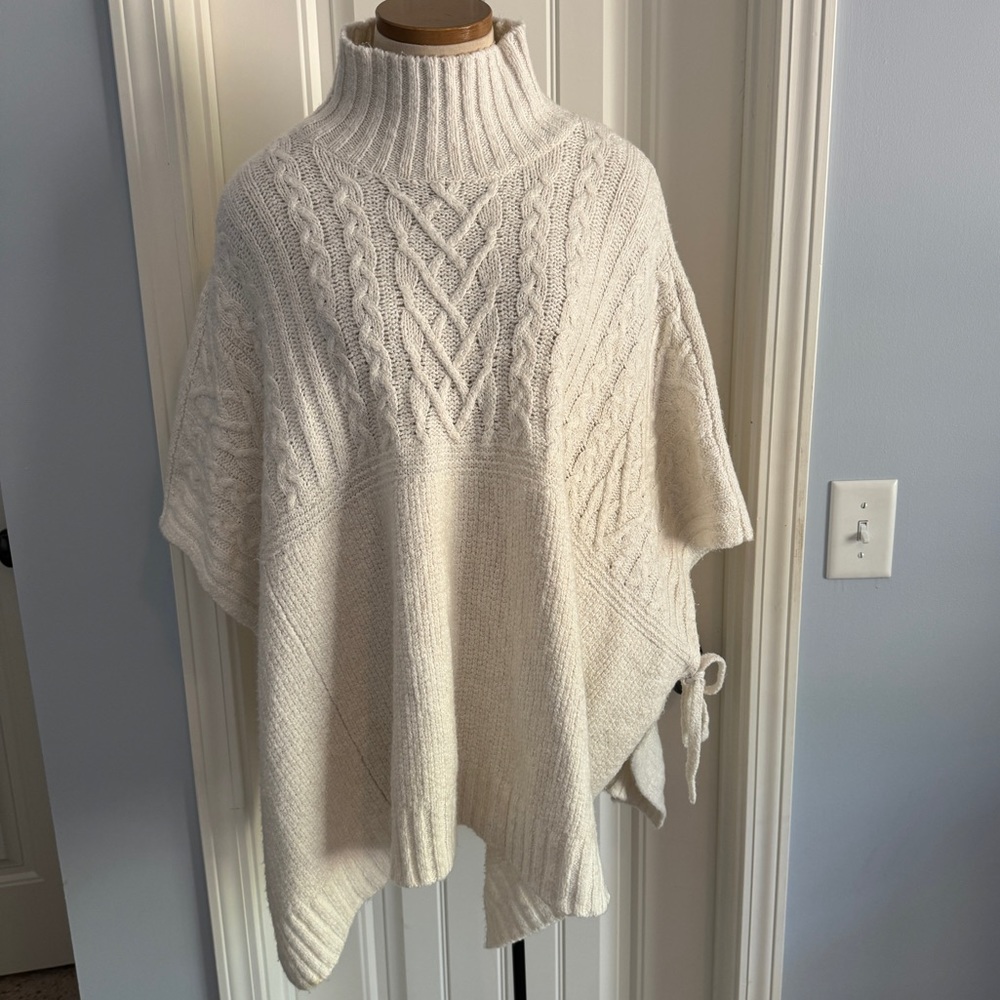 Ugg XS / Small Poncho Sweater Top ~ Cable Knit Oversized Mock Neck